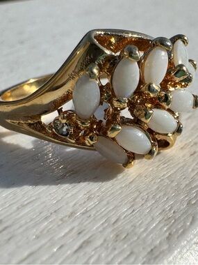 Vintage Gold and White Leaf Cluster Ring - Women's Fashion Jewelry